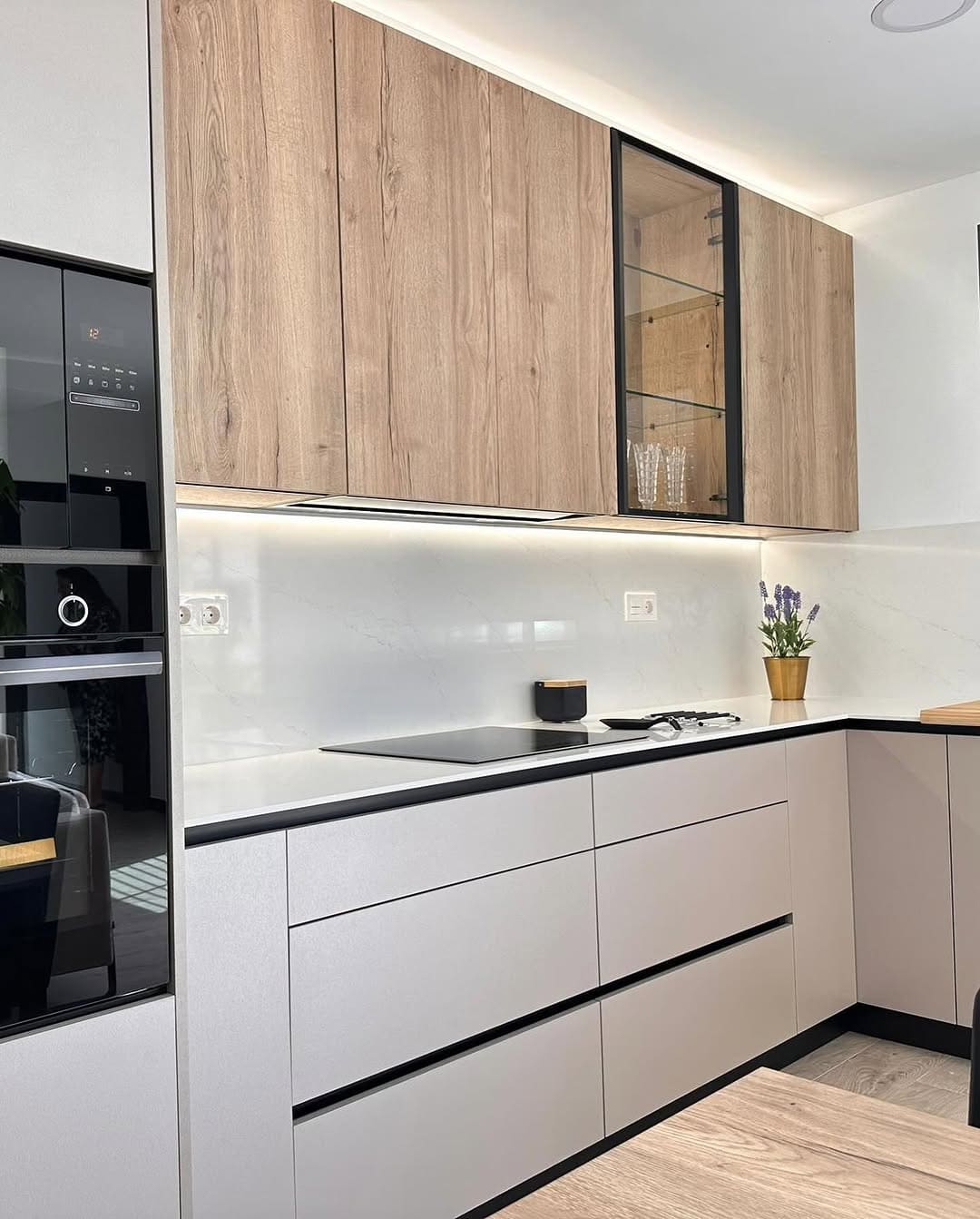 cocina pequeña más amplia